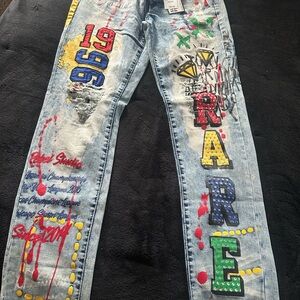 Paint-Splash Light Wash Men/Woman Jeans with Graphic Lettering size 30/32